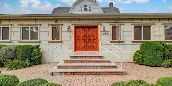 Long Island Treatment Center